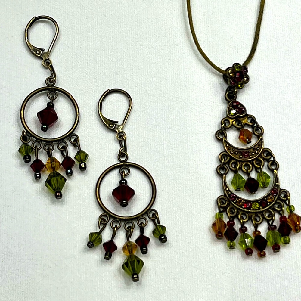 Necklace and Chandelier earring set